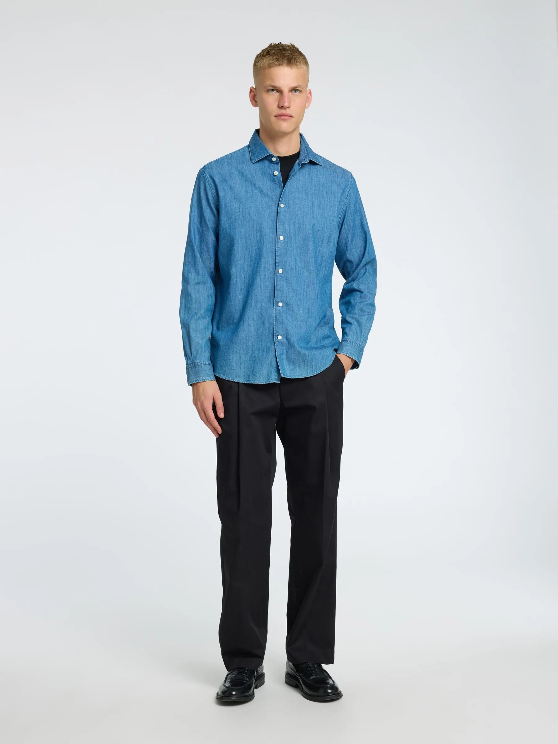 100% BAUMWOLL JEANSHEMD