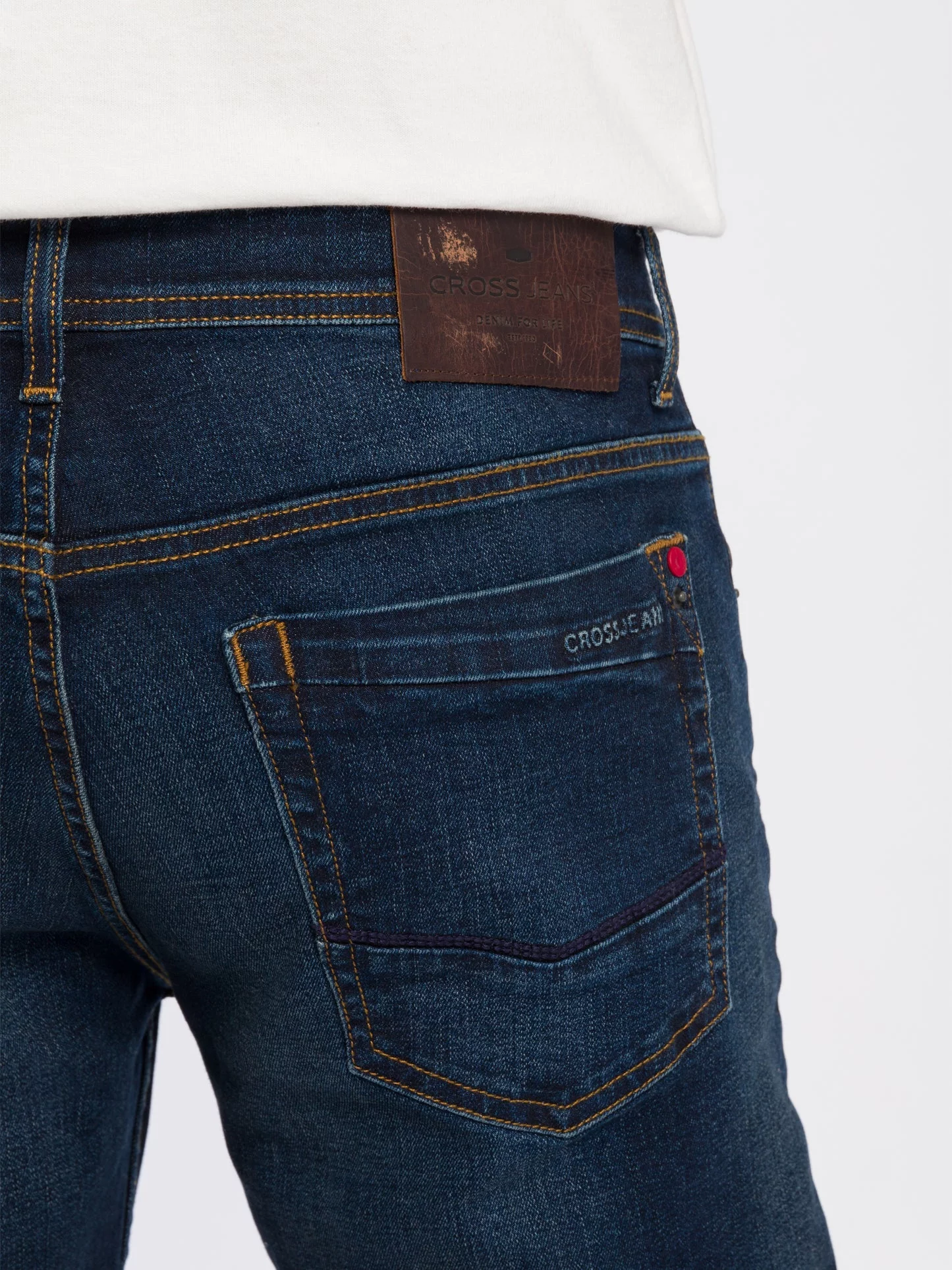 Cross Jeans Antonio Relaxed Fit in deep blue