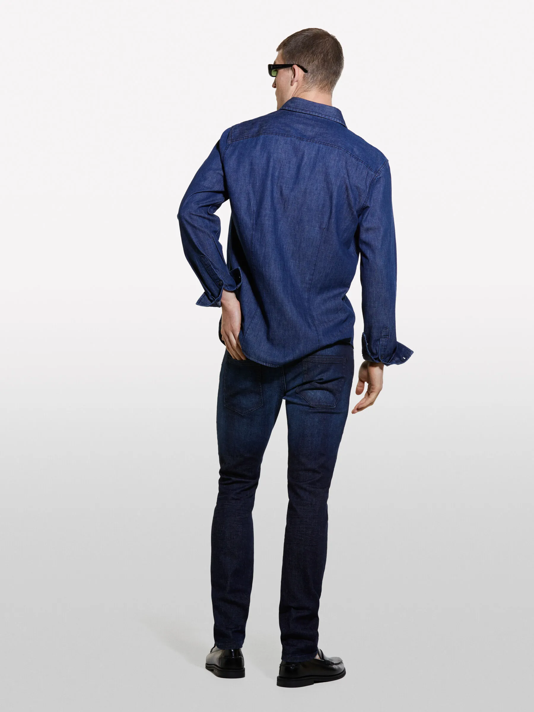 Dunkelblaues Jeanshemd regular fit, Dunkelblau 