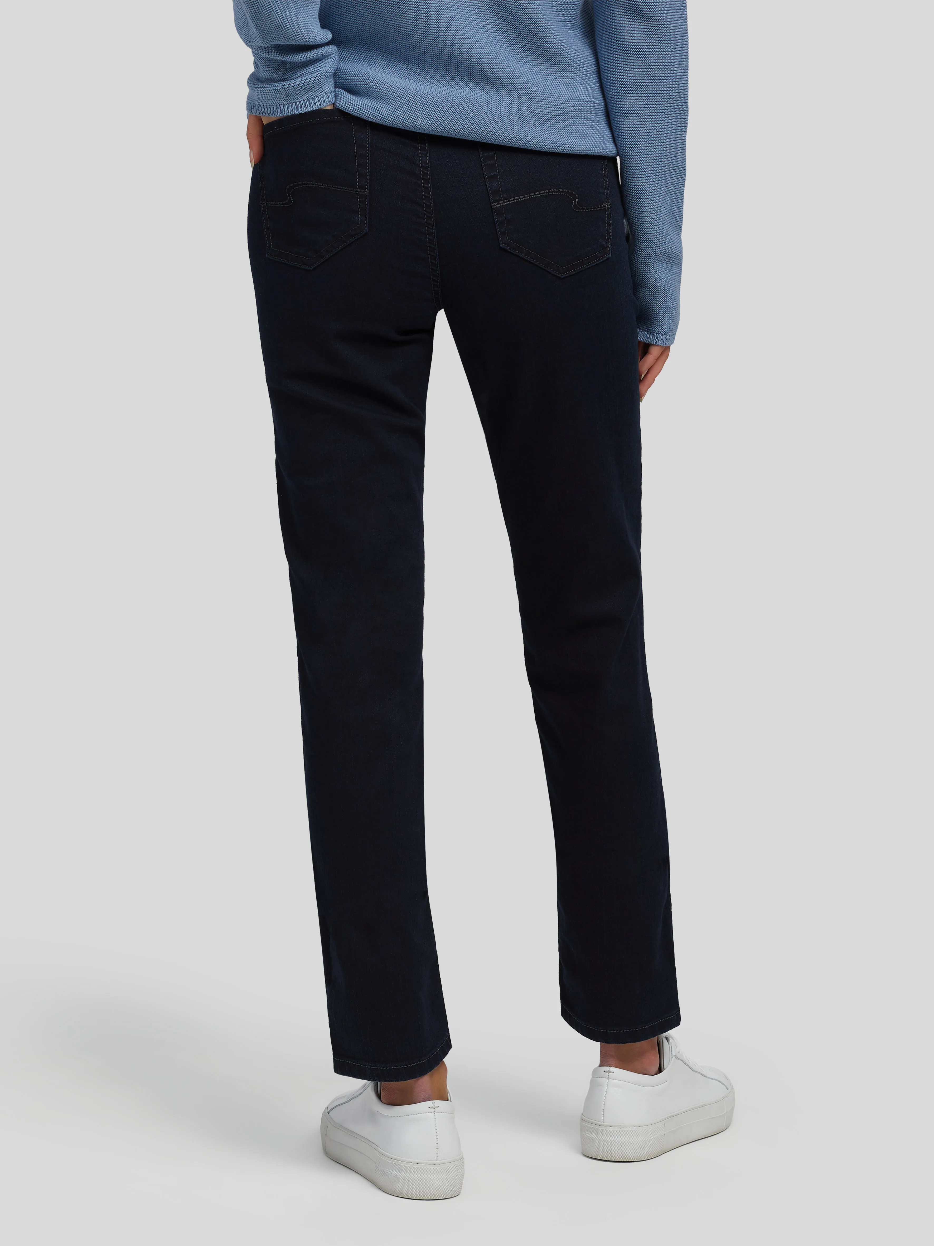 Jeans im Regular Fit CICI